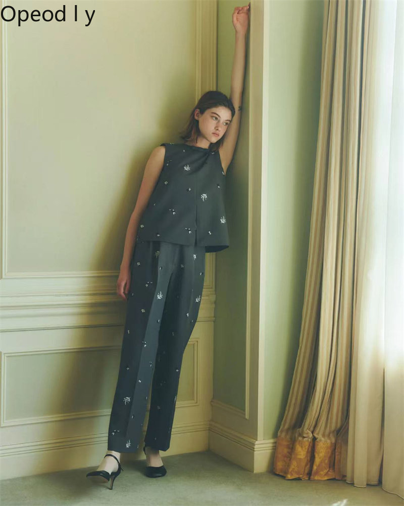 Embroidery Vest - Japanese Style Retro Garden Series Classic