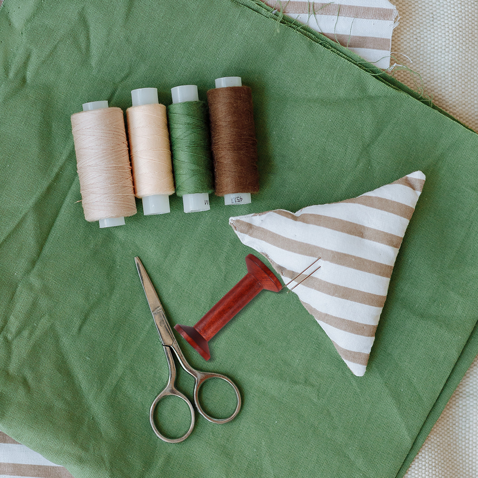Embroidery Thread - 6Pcs Wooden Empty Spools for Crafts