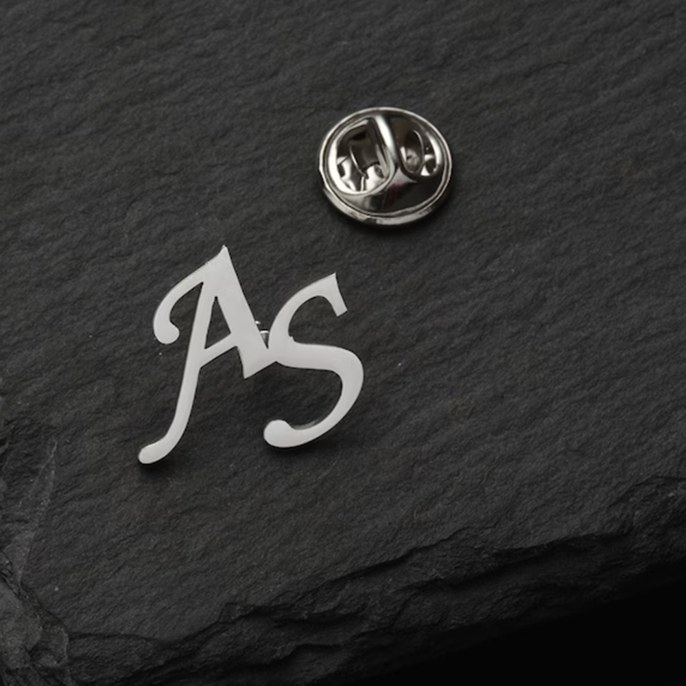 Custom Initials Brooch for Men – Embroidery Initials Bewertung und Preis