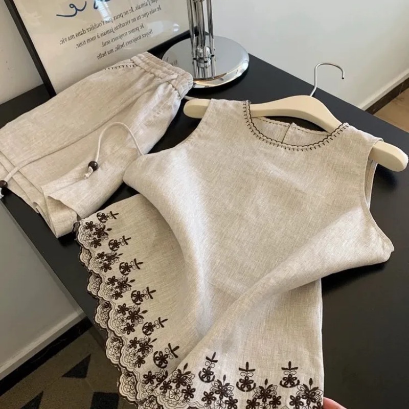 Simple Old Money Style Cotton  – Embroidery Vest Bewertung und Preis