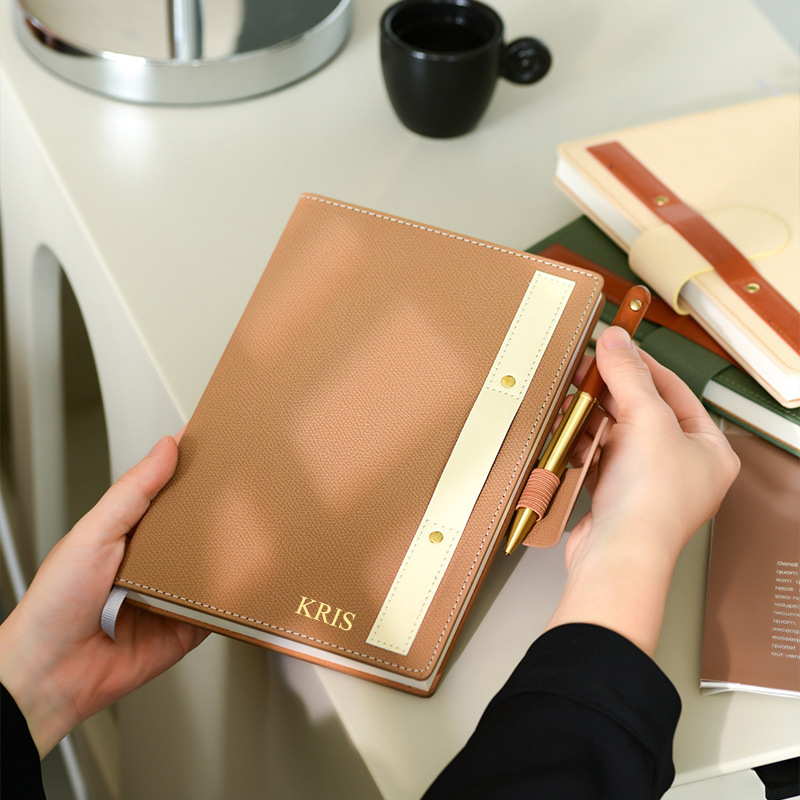 Engraving PU Cover A5 Notebook – Embroidery Alphabet Bewertung und Preis