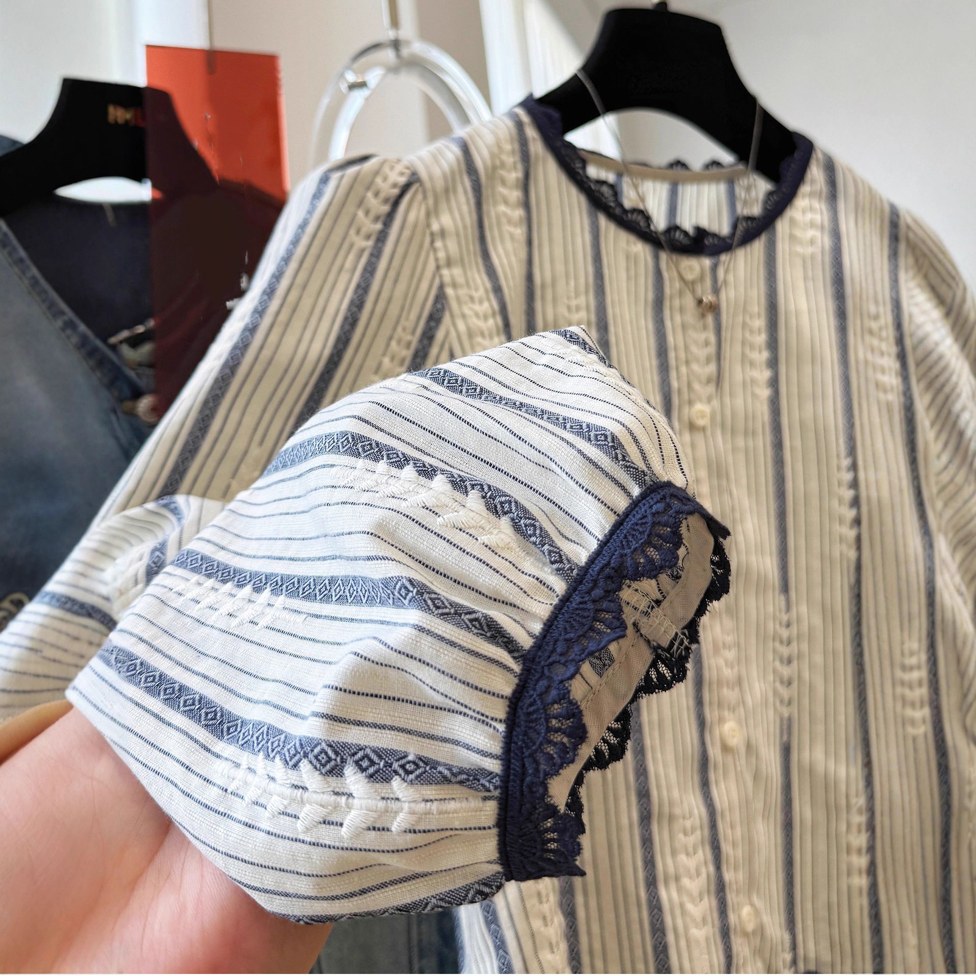 Women's Striped Lace Trim Blou – Embroidery Blouse Bewertung und Preis