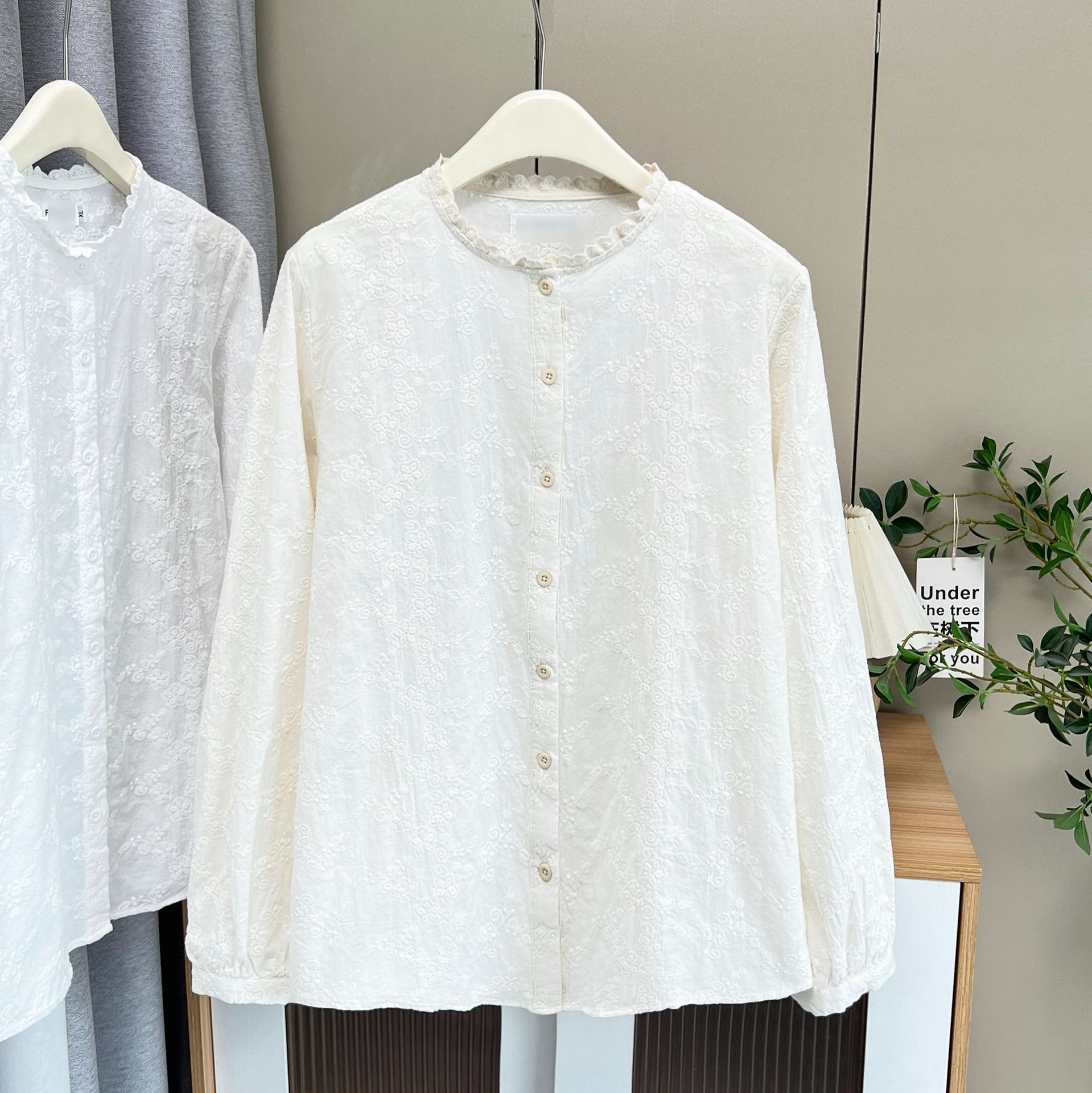 Plus Size Women's Blouses 2025 – Embroidery Blouse Bewertung und Preis