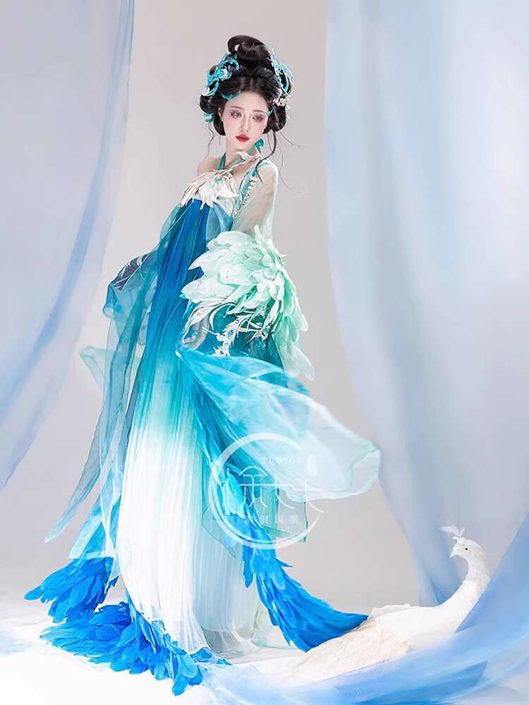 New Peacock Hanfu Womens fashi – Embroidery Knit Bewertung und Preis