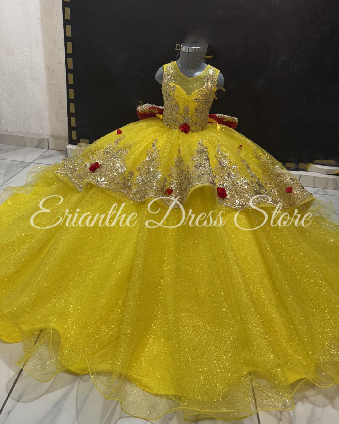Yellow Flower Girl Dress For W – Embroidery Yellow Flower Bewertung und Preis