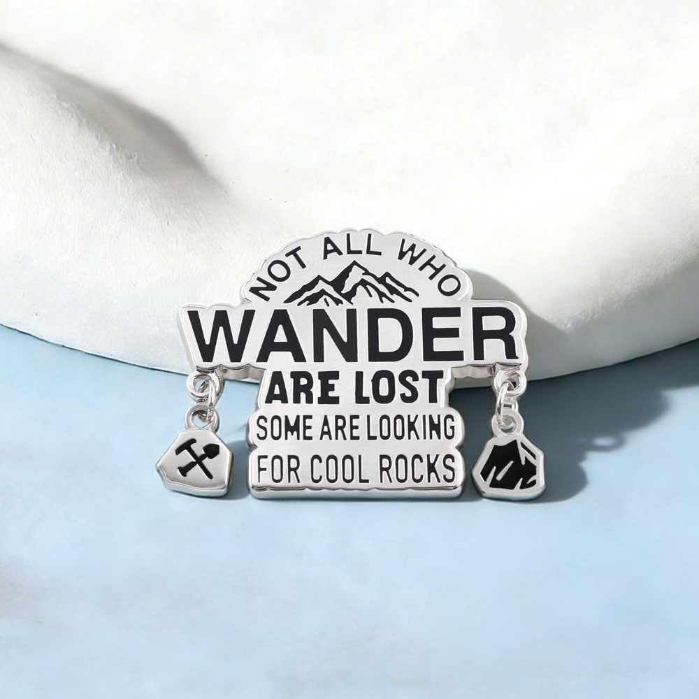 Not All Who Wander Are Lost So – Embroidery Initials Bewertung und Preis
